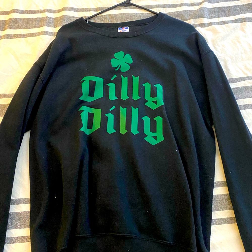 Dilly dilly st Patrick’s crewneck sweater Philadelphia eagles